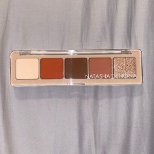 NATASHA DENONA
Peak Palette